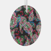 ペイズリーの花のパターン、民族背景。 ガラスオーナメント (正面右)