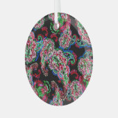 ペイズリーの花のパターン、民族背景。 ガラスオーナメント (正面左)