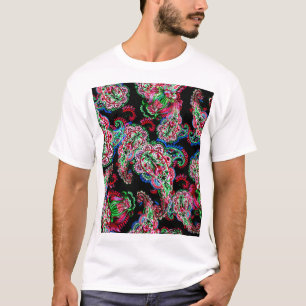 ペイズリーの花のパターン、民族背景。 Tシャツ