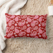 ペイズリーパターン、濃い赤、白、サンゴピンク ランバークッション (ブランケット)