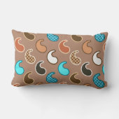 ペイズリーモダン模様、トープ、ターコイズ、錆 ランバークッション (裏面)