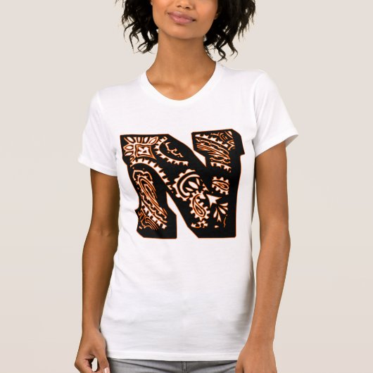 ペイズリーモノグラム – N Tシャツ (正面)