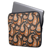 ペイズリー型 ラップトップスリーブ (正面左)