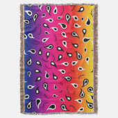 ペイズリー虹 スローブランケット (正面縦)