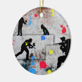 ペイントボールの戦い セラミックオーナメント (左)