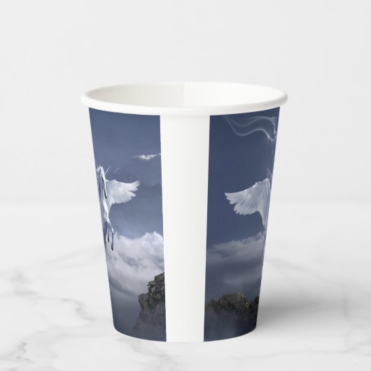 ペガサス飛行中 紙コップ (左)