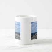 ペギーの入江の灯台 コーヒーマグカップ (中央)