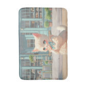 ペストリーショップで棒つきキャンデー付きフワフワの子猫 バスマット (正面縦)