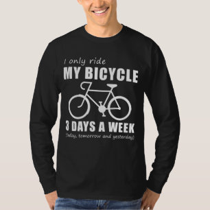 ペダルとチャックル – 私のみ自転車に乗る3日 Tシャツ