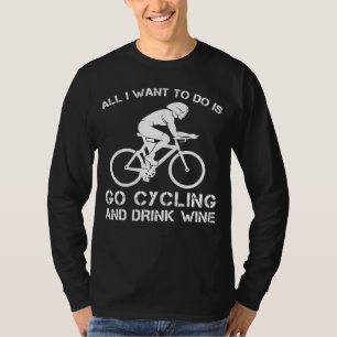 ペダル&ポア：サイクリングとワインの喜びを受け入れる！ Tシャツ