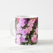 ペチュニアスピンクと白の花 コーヒーマグカップ (正面左)