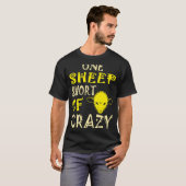 ペットが不足している熱狂する羊 Tシャツ (正面フル)