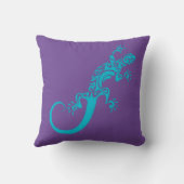 ペットとしての青いゲッコ。クックアート装飾用クッション クッション (裏面)