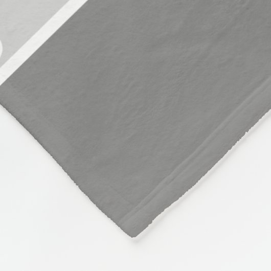 ペットのグレーの写真と手と名前 フリースブランケット (角)