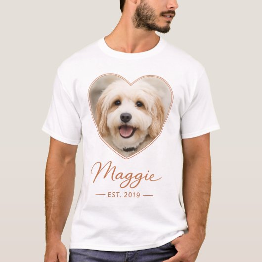 ペットの写真入りハート型フレーム 名前と飼育開始日のTシャツ Tシャツ (正面)