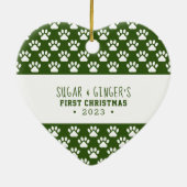 ペットの初めてのクリスマスポープリントグリーンフォト セラミックオーナメント (裏面)