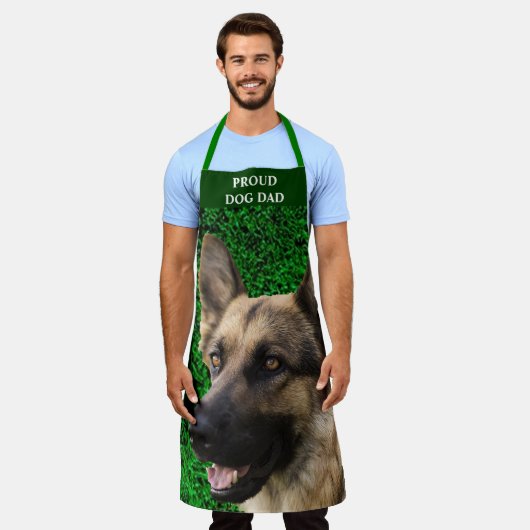 ペットファミリーの作り絵クリスマスカスタム エプロン (着用した状態)