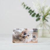 ペットフォトグラファーQRコードプロフェッショナルホワイト 名刺 (スタンド正面)