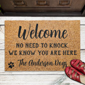 ペット犬のコーアの入り口をおもしろいノックする必要はない歓迎 ドアマット