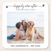 ペット結婚のカスタム飼い犬が楽しそうに追いかける スクエアペーパーコースター (正面)