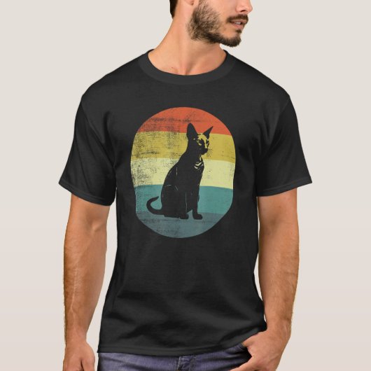 ペテルバルド猫のレトロデザイン Tシャツ (正面)