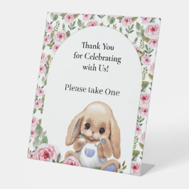 ペデスタルかわいいデザインと赤ちゃんシャワーのためのサイン。 台座サイン