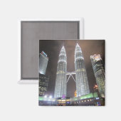 ペトロナスのナイトライト マグネット (正面/裏面)