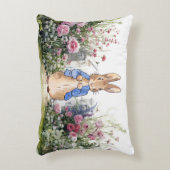 ペトロ・ザ・ラビットの庭の第2番 アクセントクッション (正面(垂直))