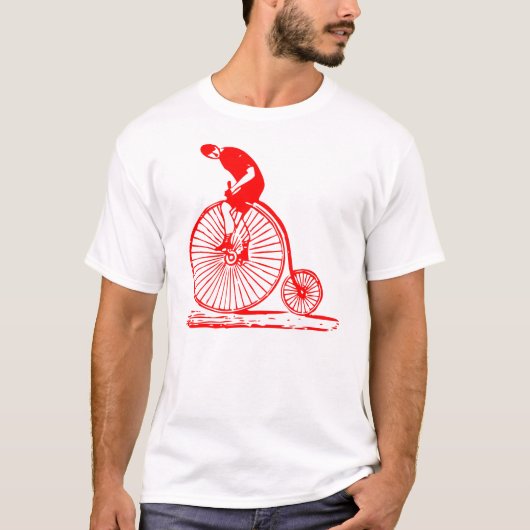ペニー・ファーシングの男 – 赤 Tシャツ (正面)