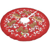 ペパーミント及びGumdropのクリスマスのジンジャーブレッドマン ブラッシュドポリエステルツリースカート (アングル)