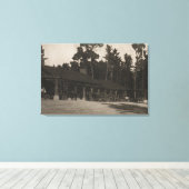 ペブルビーチ, CA – ファーズインザシーバイ キャンバスプリント (インサイチュ (ウッドフロア))