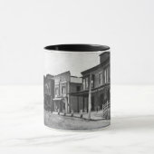 ペペペレル・マサチューセッツ・グラムの歴史 マグカップ (中央)