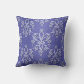 ペリウィンクルブルーファンシーフローラダマスクパターン クッション (裏面)