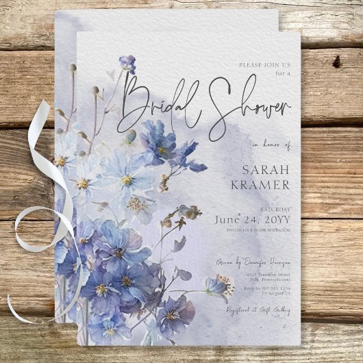 ペリウイモダンンクルブルーワイルドフラワーズブライダルシャワー 招待状