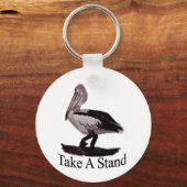 ペリカンが立つ キーホルダー (正面)
