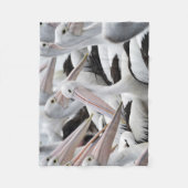 ペリカンのポッド フリースブランケット (正面)