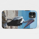 ペリカンはビーチの岩の上に立っていた Case-Mate iPhoneケース (裏面(横))