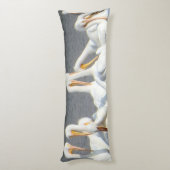 ペリカン体枕の群れ ボディピロー (裏面 (縦))