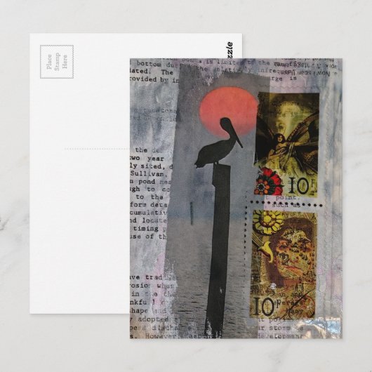 ペリカン鳥と2つのスタンプのミックスメディアコラージュ ポストカード (正面/裏面)