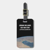 ペルシア湾の熱帯の青い海。 ラゲッジタグ (正面縦)