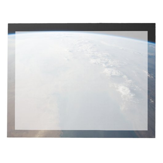 ペルシア湾の熱帯の青い海。2 ノートパッド (正面)