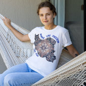 ペルシャ絨毯ブルーの「Woman Life Freedom」デザイン Tシャツ