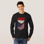 ペルーのアメリカ国旗が引き裂かれたペルー Tシャツ (正面フル)