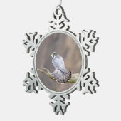 ペレグリン《鳥》ハヤブサアットザパリサーズインターステートパーク スノーフレークピューターオーナメント (右)