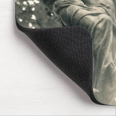 ペレ・ラカイズ墓地の聖マイケル像 マウスパッド (コーナー)