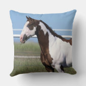 ペンキの馬の地位 クッション (裏面)