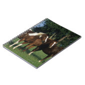 ペンキの馬の立つことのグループ ノートブック (左側)