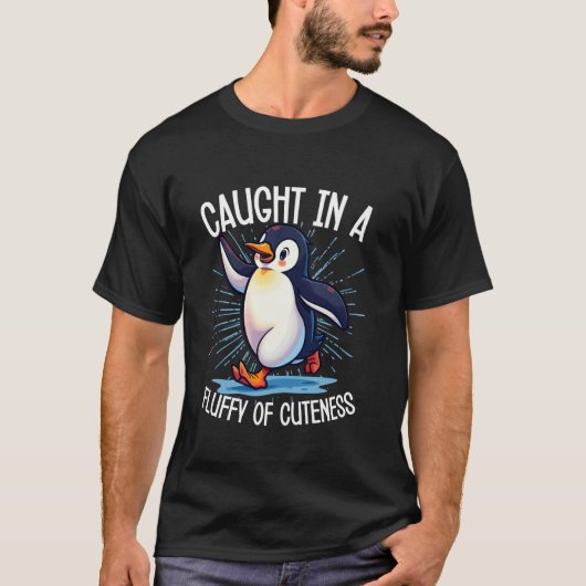 ペンギおもしろいン愛好家と可愛いAのためのペンギンデザイン Tシャツ (正面)