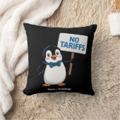 ペンギンおもしろい類の関税撤廃に対する笑わされる抗議 クッション (ブランケット)
