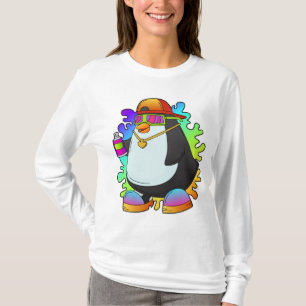 ペンギンがスプレーを使った画家 Tシャツ